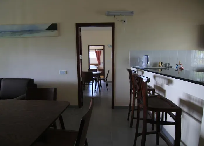 Surfers Self Catering Takamaka