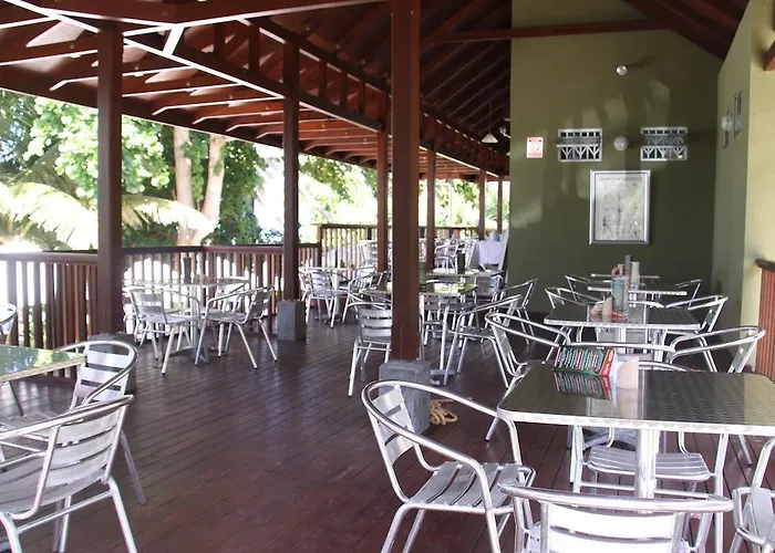 Chalet Surfers Self Catering *