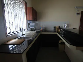 Surfers Self Catering * Takamaka